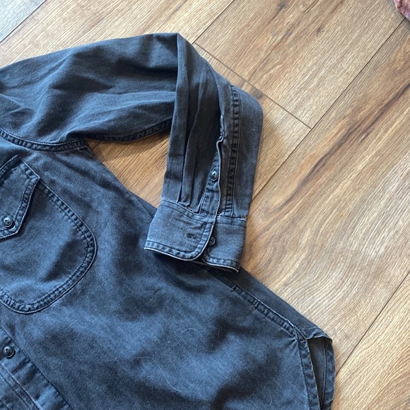 Madewell black denim button up long sleeve: Madewell Western Shirt in Lunar Wash - Picture 4 of 6